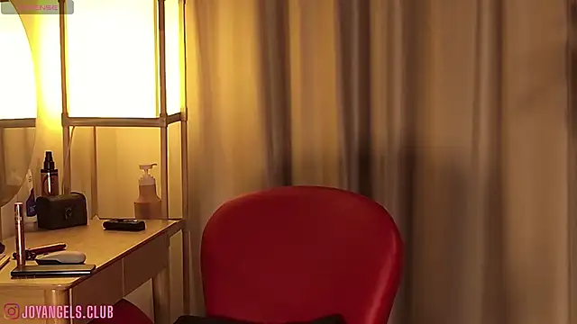 SophieCharm online show from April 2026 03:57:01 AM