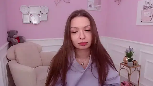 LucySkilar online show from December 2024 09:45:02 AM