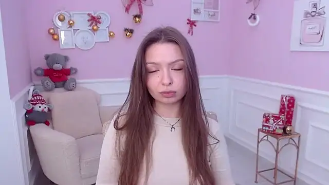 LucySkilar online show from December 2024 05:42:02 AM