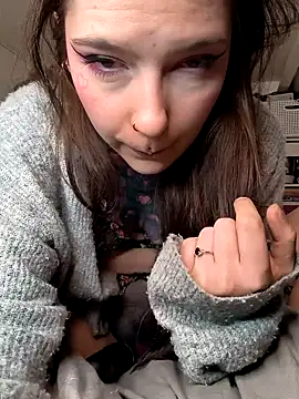 Snapshot of mamiedonuts chatting on January 2025 01:10:01 PM mamiedonuts online show from January 2025 01:10:01 PM