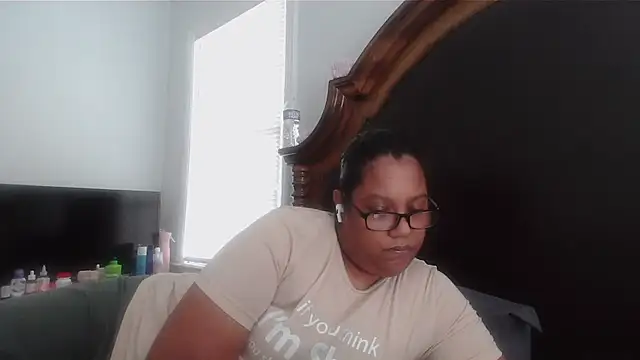 ebonyred online show from September 2025 06:19:02 PM