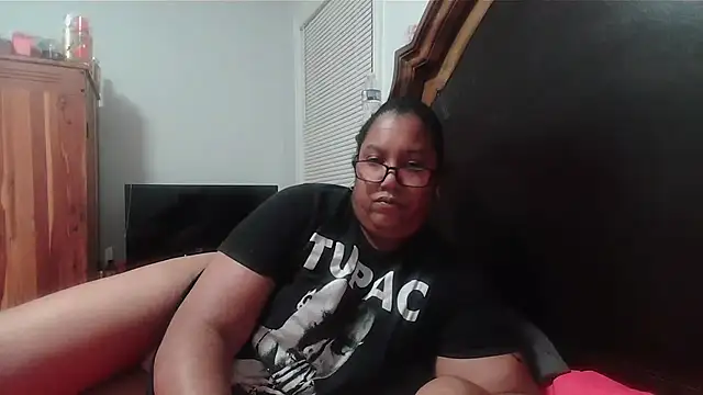 ebonyred online show from December 2025 12:38:02 AM