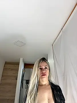 Snapshot of nicole_valencia_ chatting on February 2025 09:15:01 AM nicole valencia online show from February 2025 09:15:01 AM