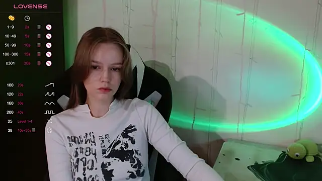 Snapshot of amelia_sweeti chatting on October 2025 07:56:01 PM amelia sweeti online show from October 2025 07:56:01 PM