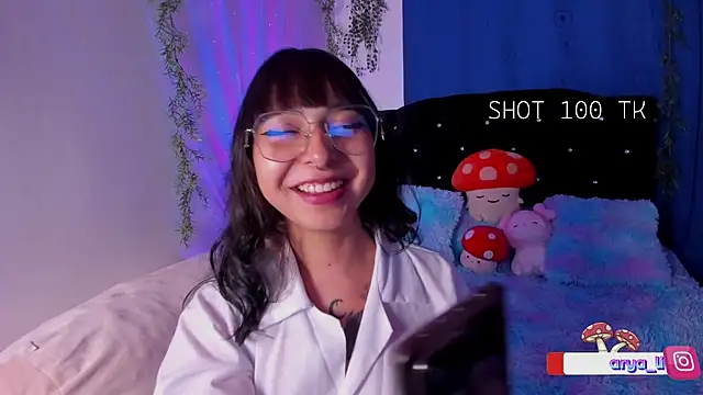 arysUwU online show from January 2025 04:52:02 AM