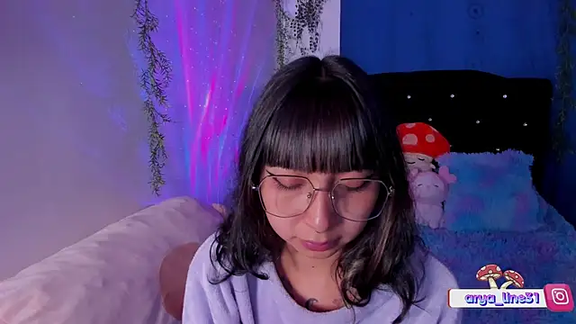 arysUwU online show from January 2025 06:57:02 AM