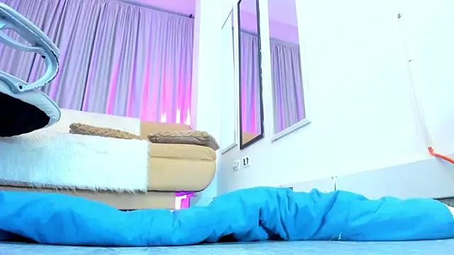 mariiana murillo01 online show from October 2025 04:24:02 PM