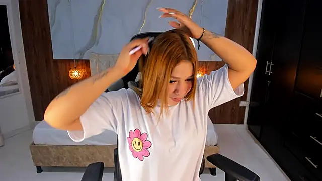 mia 18v online show from April 2026 08:09:02 PM