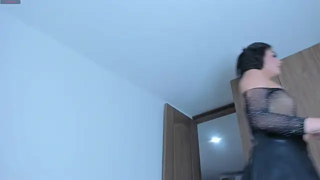 cheryl blossom69 online show from February 2026 01:15:01 AM