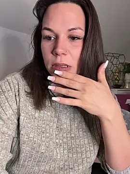 Lady Knaller online show from December 2024 06:13:02 AM