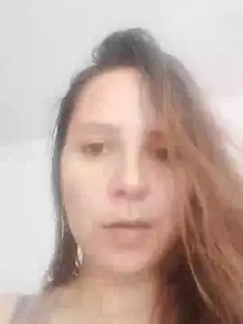 camila delarosa online show from February 2025 04:00:02 PM