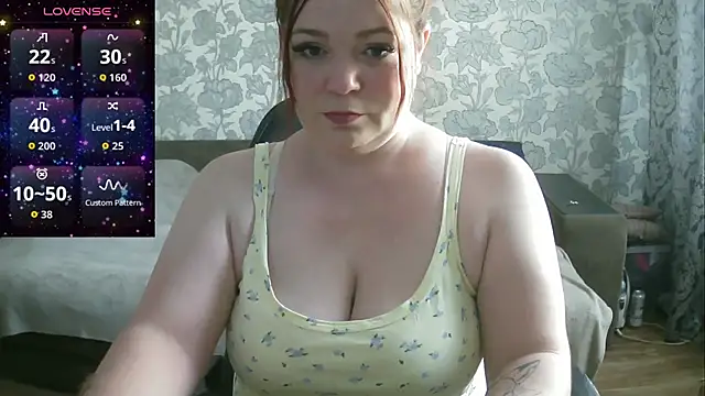 Snapshot of Sabrina_Poison chatting on October 2025 06:42:02 AM Sabrina Poison online show from October 2025 06:42:02 AM