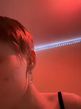 Crayzy Luv online show from February 2025 03:38:02 PM