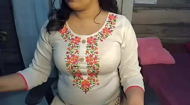 Trezza online show from December 2024 05:30:01 PM