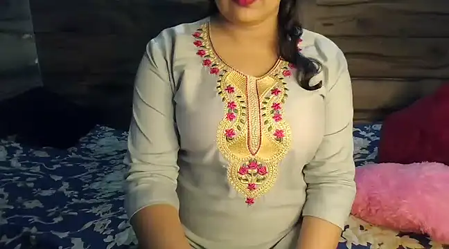 Trezza online show from February 2025 05:36:02 PM