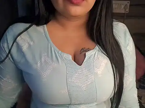 Trezza online show from January 2026 08:23:01 PM