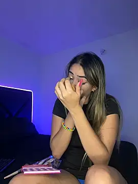 ScarlettAndClark online show from February 2025 04:33:02 AM