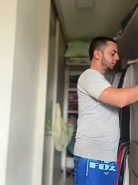 ScarlettAndClark online show from December 2025 09:01:01 PM