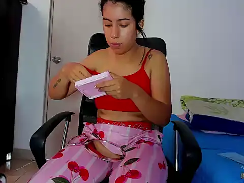 skinnyanai2 online show from January 2026 03:16:02 PM