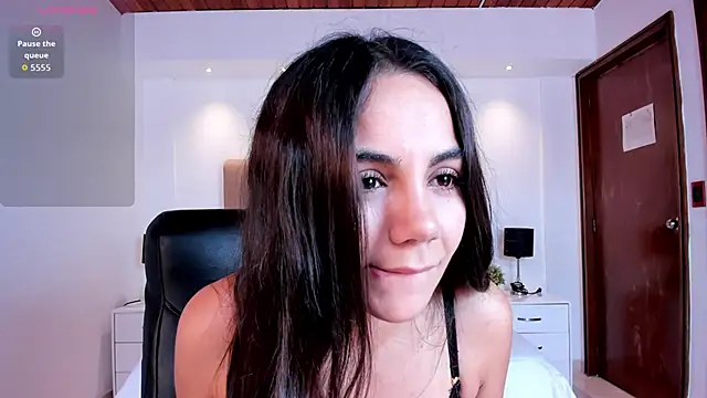 martina mancini online show from March 2026 07:08:01 PM