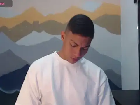 aalan foxter online show from February 2025 05:26:02 AM