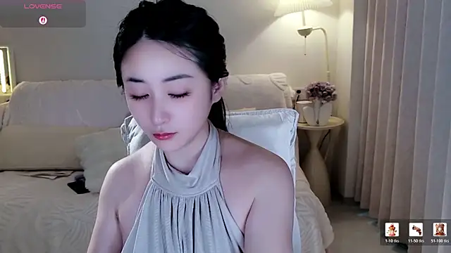Eileen-886 online show from June 2026 11:57:01 PM