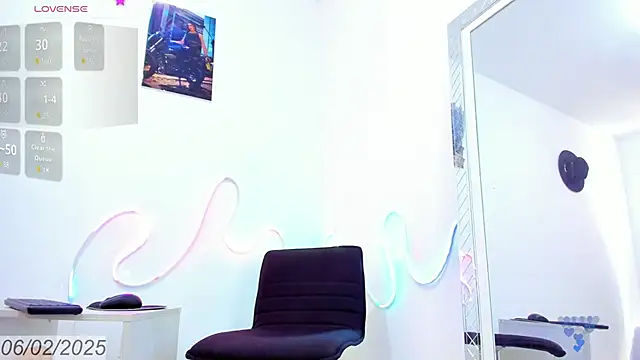 Snapshot of DeniseVillareal chatting on February 2025 03:52:01 PM DeniseVillareal online show from February 2025 03:52:01 PM