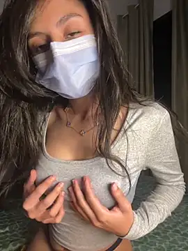 Snapshot of ZINA-MOROCCO chatting on October 2025 11:46:02 PM ZINA-MOROCCO online show from October 2025 11:46:02 PM