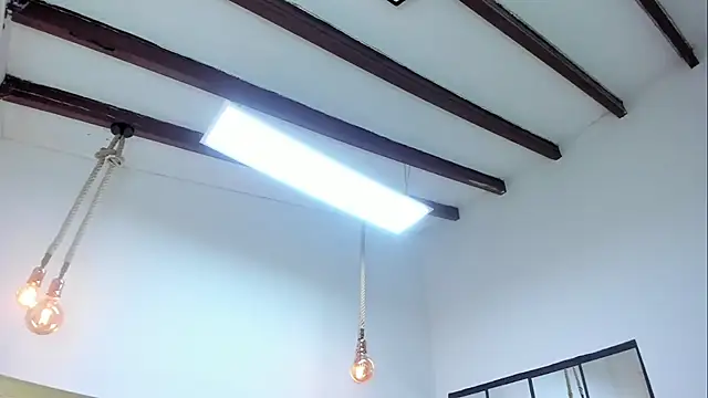 Oriana Guzman online show from January 2025 03:42:01 PM