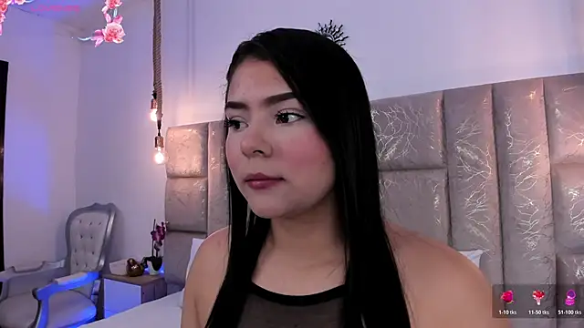 Snapshot of Oriana_Guzman chatting on June 2026 12:59:01 AM Oriana Guzman online show from June 2026 12:59:01 AM