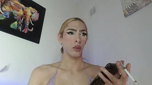 Manchita96  online show from March 2026 11:11:01 PM