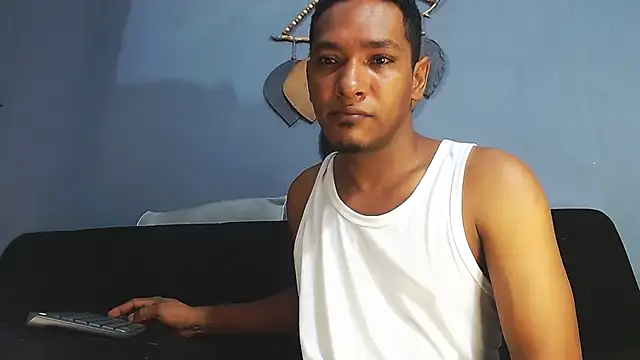 Grandeygruesa1 online show from April 2026 08:03:01 PM