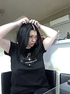 Milf Abigail online show from March 2025 12:20:01 AM