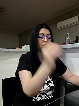 Milf Abigail online show from March 2025 03:26:02 AM