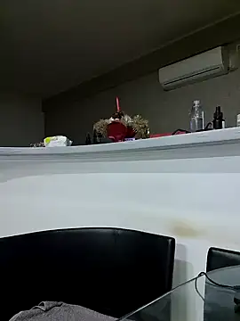 Milf Abigail online show from March 2025 03:53:02 AM