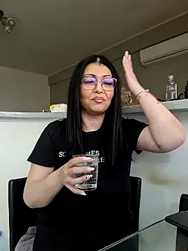 Milf Abigail online show from March 2025 06:57:01 AM