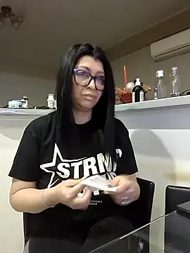 Milf Abigail online show from November 2025 02:34:02 AM