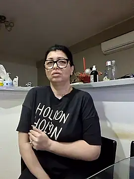 Milf Abigail online show from January 2026 04:39:02 AM