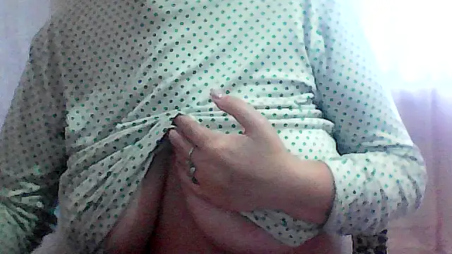 AnaXBerry online show from November 2025 06:51:02 AM