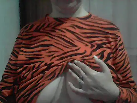 AnaXBerry online show from March 2026 06:40:02 PM