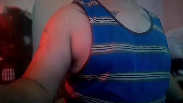 Snapshot of AlanDickson chatting on April 2026 06:02:02 AM AlanDickson online show from April 2026 06:02:02 AM