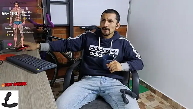 Marck Muscle online show from October 2025 11:35:01 PM