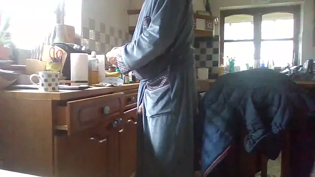 jakjak106 online show from April 2026 07:17:02 AM