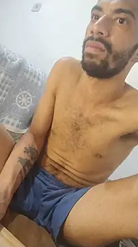 Snapshot of UncutToyBoy23cm chatting on October 2025 06:39:02 PM UncutToyBoy23cm online show from October 2025 06:39:02 PM