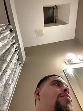 bigitaliandic online show from December 2024 01:42:01 AM