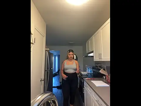 MelSaunders online show from September 2025 09:59:02 PM