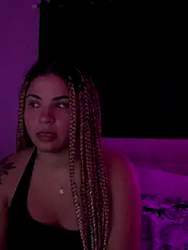 MelSaunders online show from October 2025 02:23:02 AM