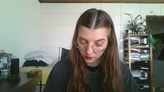 SweetyBabyDemon online show from September 2025 01:47:01 PM