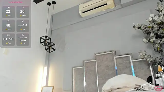 BrianaHazel online show from April 2026 12:42:01 PM