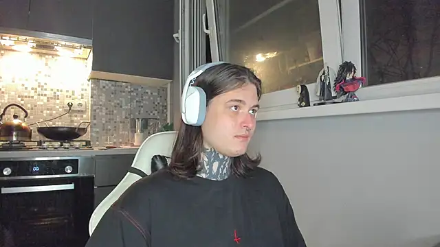  torfin  online show from March 2025 09:06:02 PM